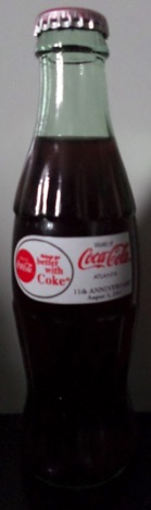 2001-1421 € 15,00 coca cola flesje 8 ozWorld of Coca cola Atlanta 11th anniversary 3-8-2001 (things go better with coke).jpeg